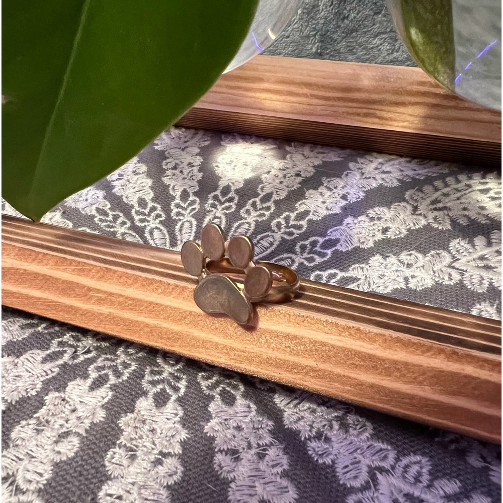 gold paw print ring